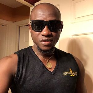 Meet your Posher, Karle-etzer